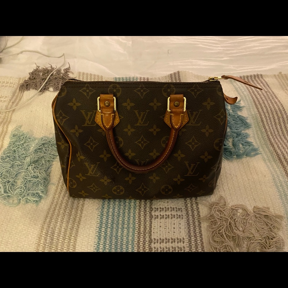 Louis Vuitton Speedy 25